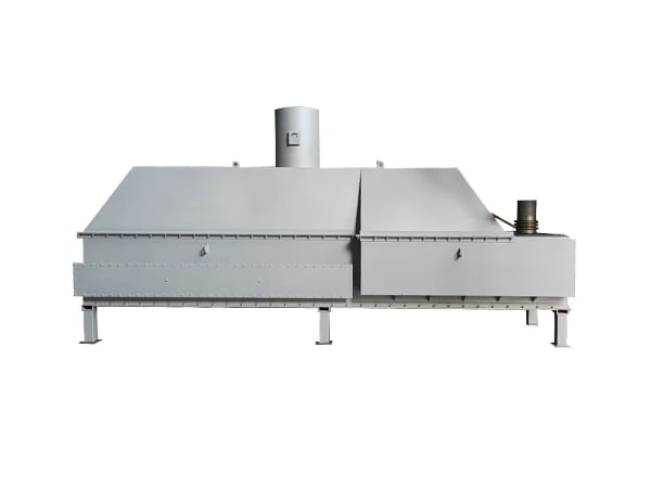 Sand cooling tank with heat recovery