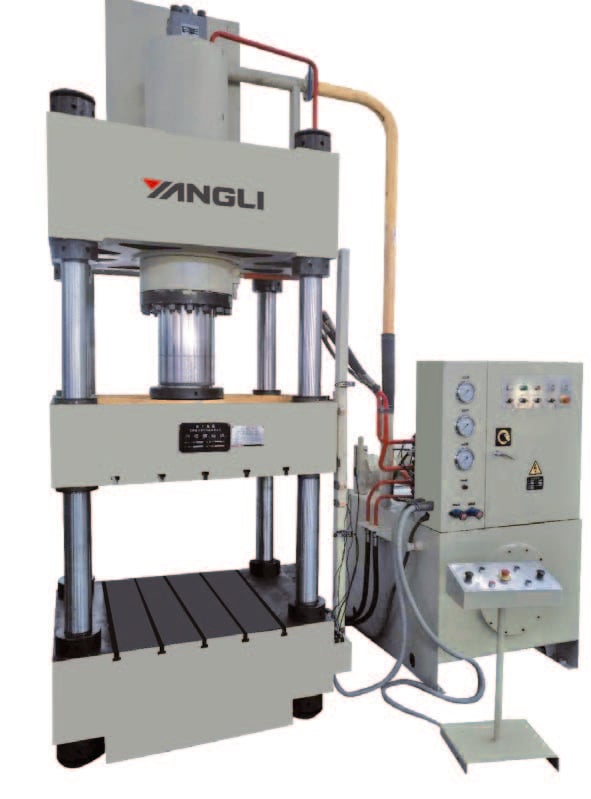 Vertical hydraulic press in the PURI equipment gallery
